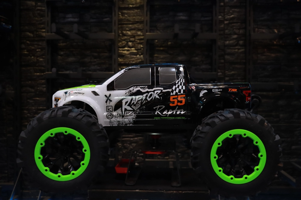 《 1/8 E6 猛禽 6S 無刷大腳車 》｜Team Magic系列 遙控車｜