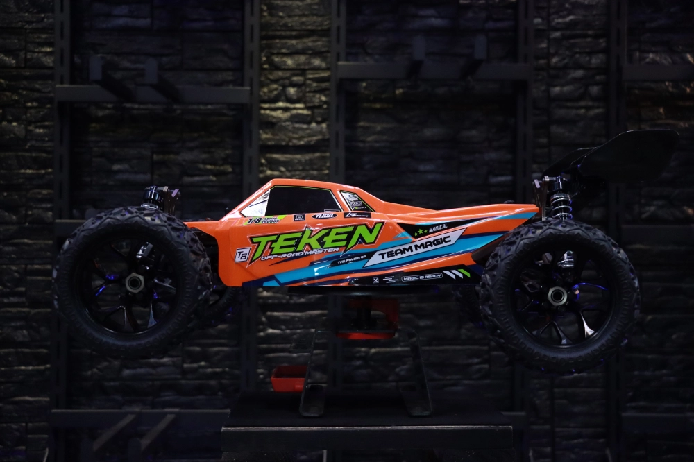 《 1/8 TEKEN 4S 無刷競卡 》｜Team Magic系列 遙控車｜