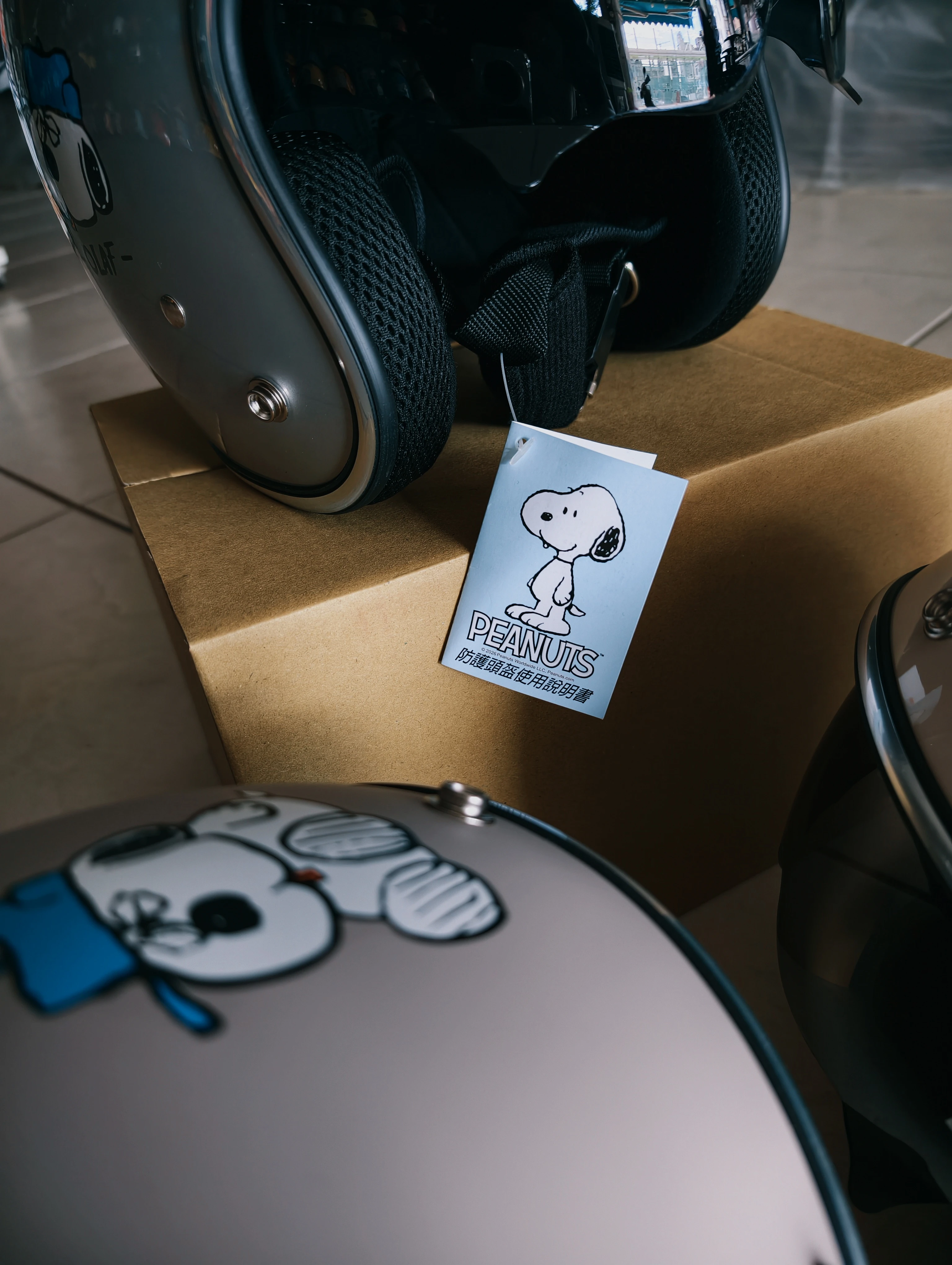 正版授權❗️Snoopy × Olaf｜Peanuts 聯名 4分之3安全帽｜全可拆洗｜內墨鏡騎士帽