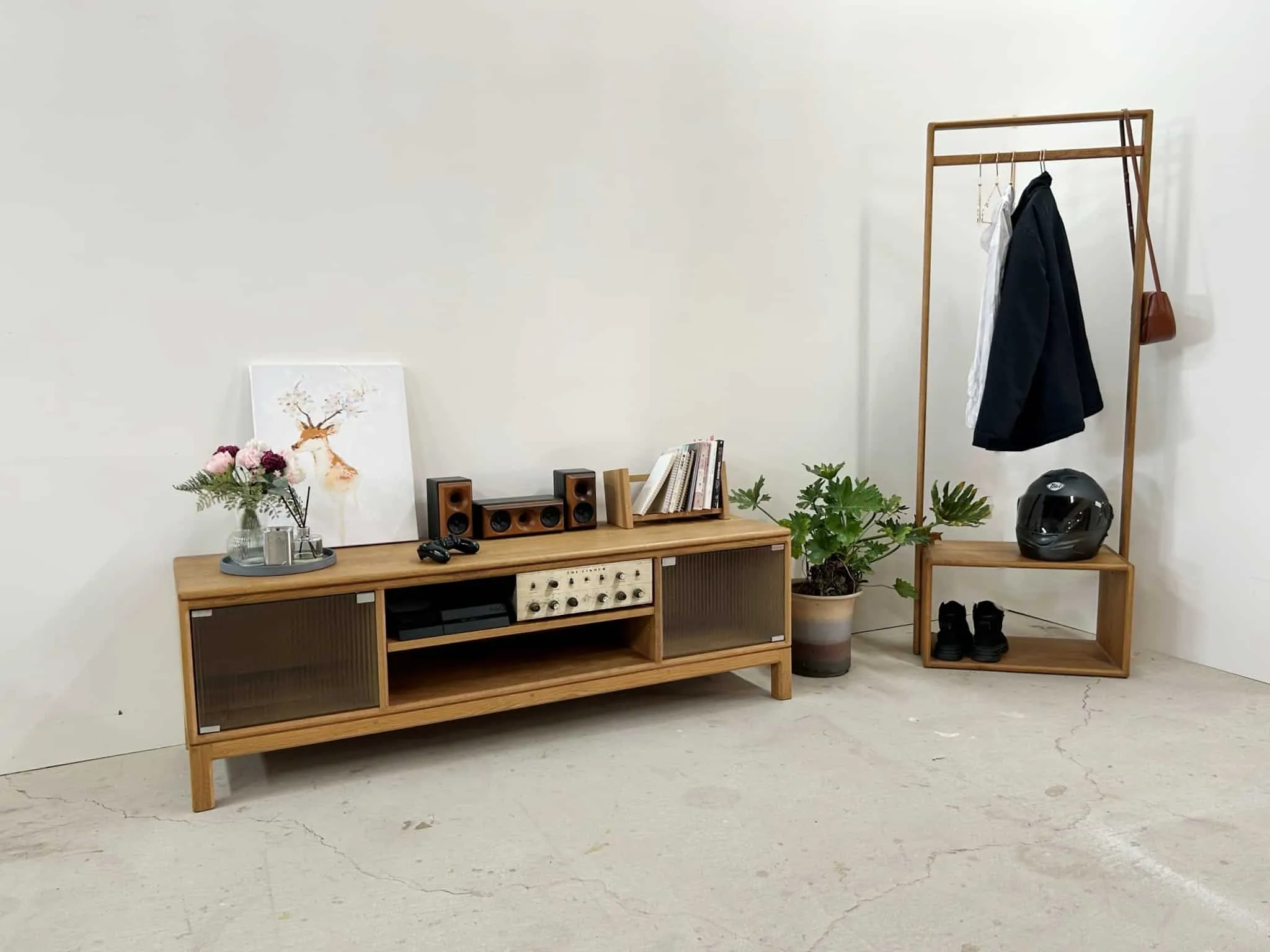 MORE Silence TV Cabinet  靜日電視櫃  | 玻璃音響櫃  