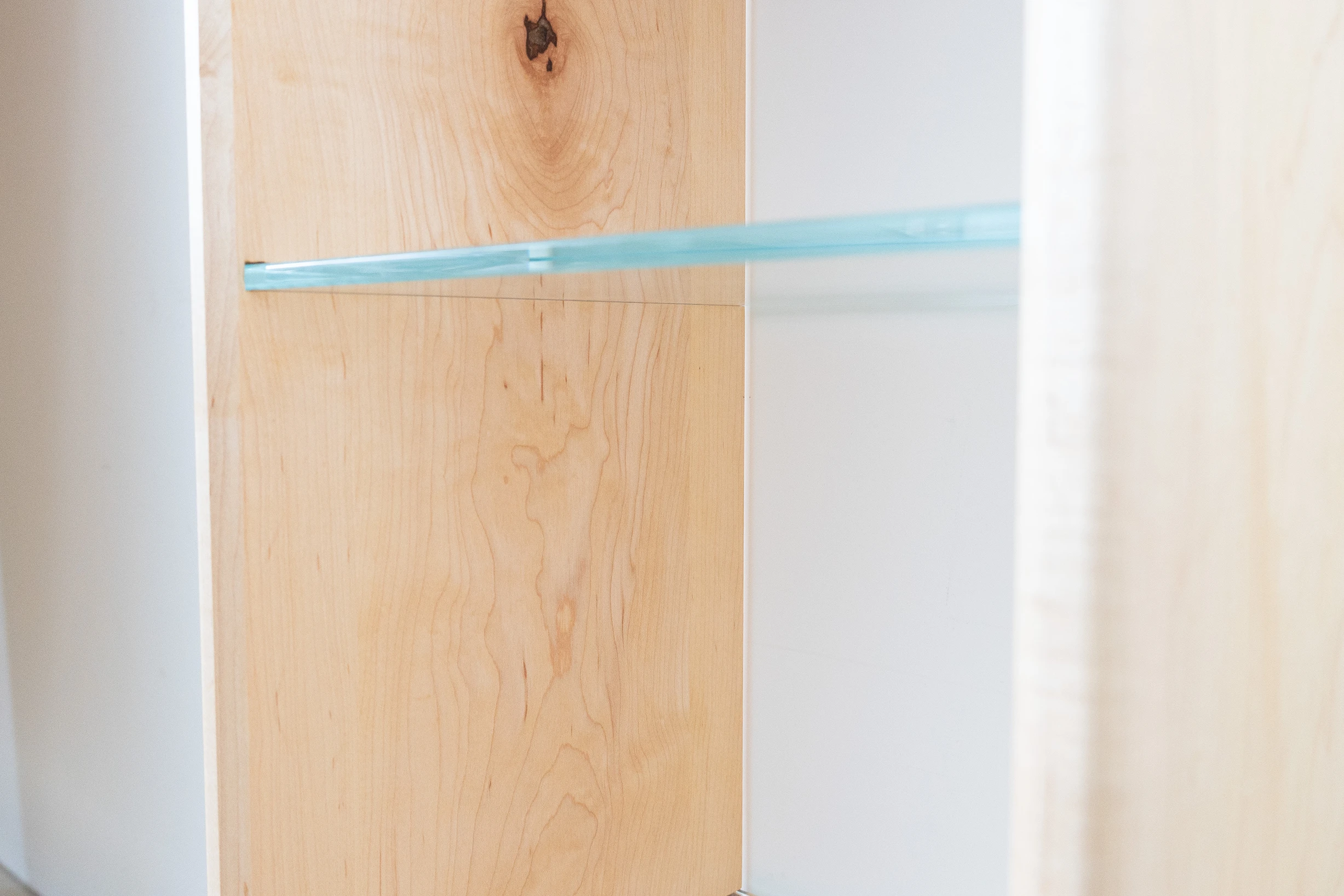 MORE Glass Console  透視玄關櫃