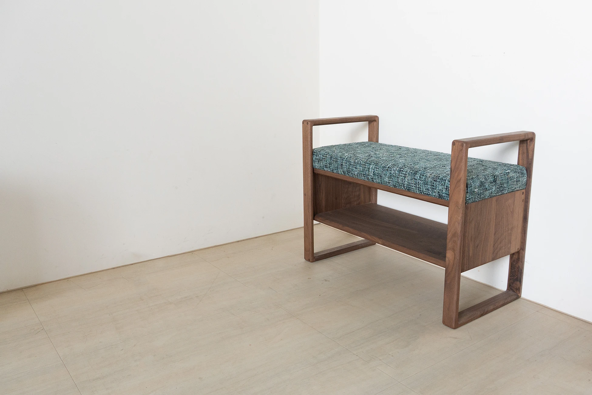 MORE Entry Bench  ｜穿鞋椅