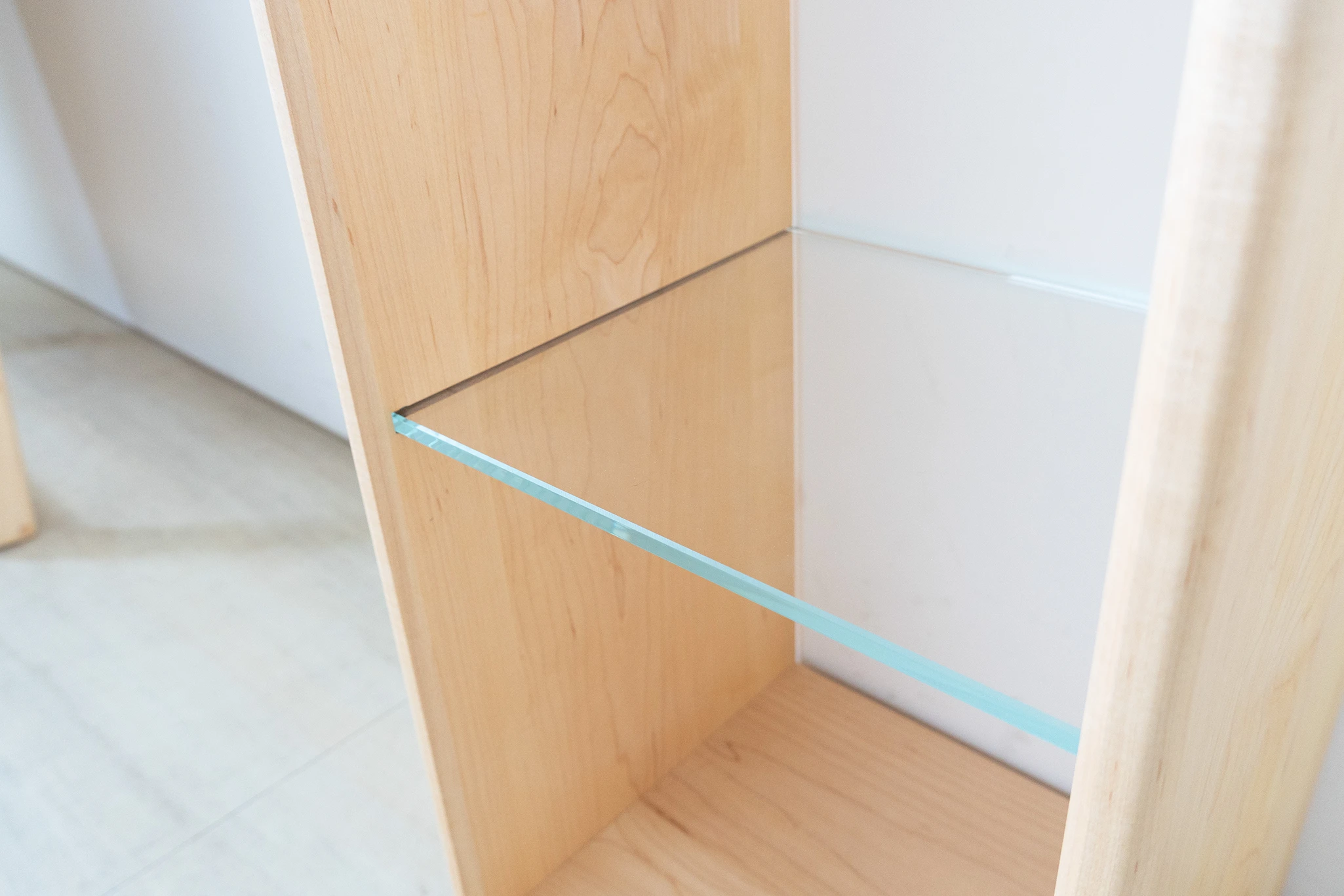 MORE Glass Console  透視玄關櫃