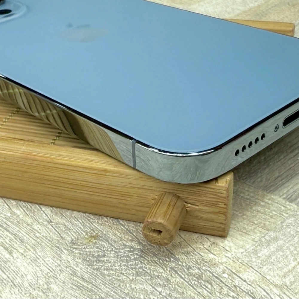 iPhone 13 pro 256g 藍 電池100% 全機無傷 無盒裝有配件