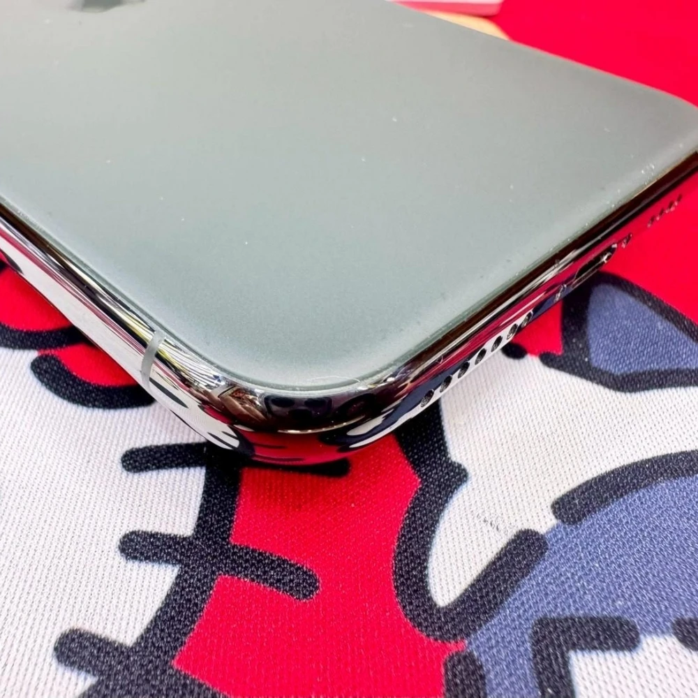 iPhone 11 Pro Max 256g 綠 電池75% (機況好大容量） 無盒裝有配件