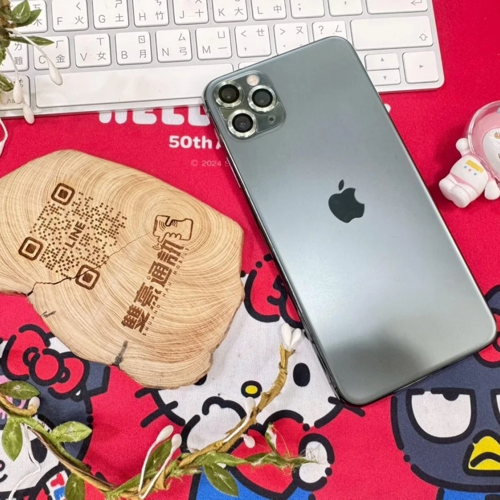 iPhone 11 Pro Max 256g 綠 電池75% (機況好大容量） 無盒裝有配件