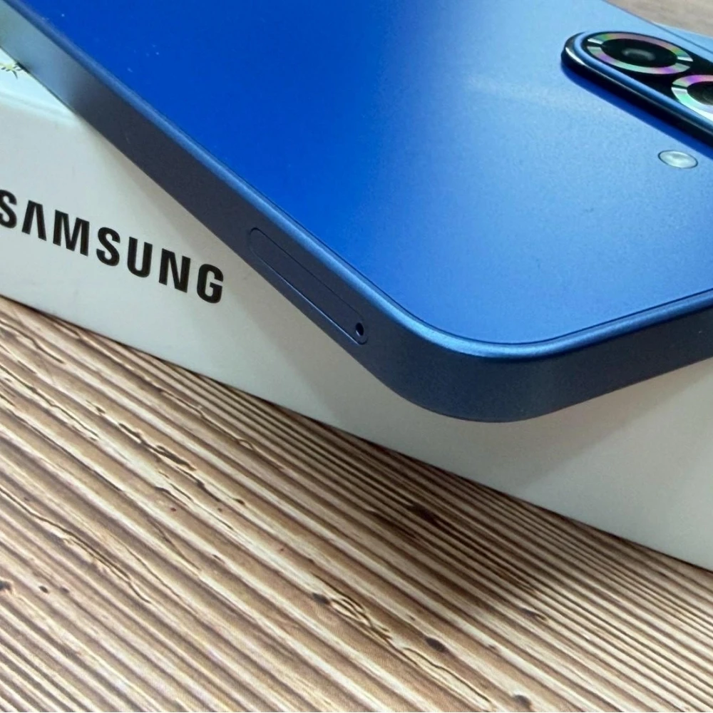 SAMSUNG Galaxy A17 5G (6+128GB) 藍 優質展示機  保固到2026/0