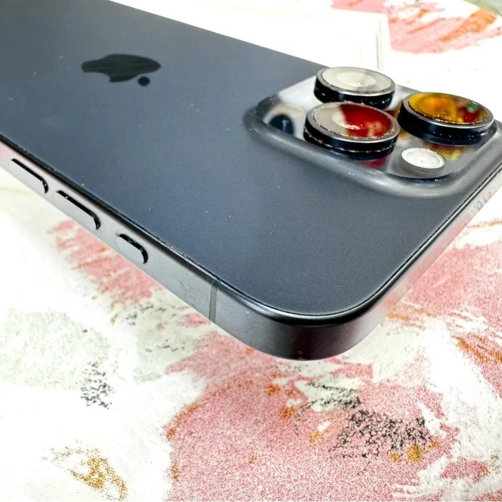 iPhone 15 Pro Max 256g 藍 電池83% 有盒裝有配件