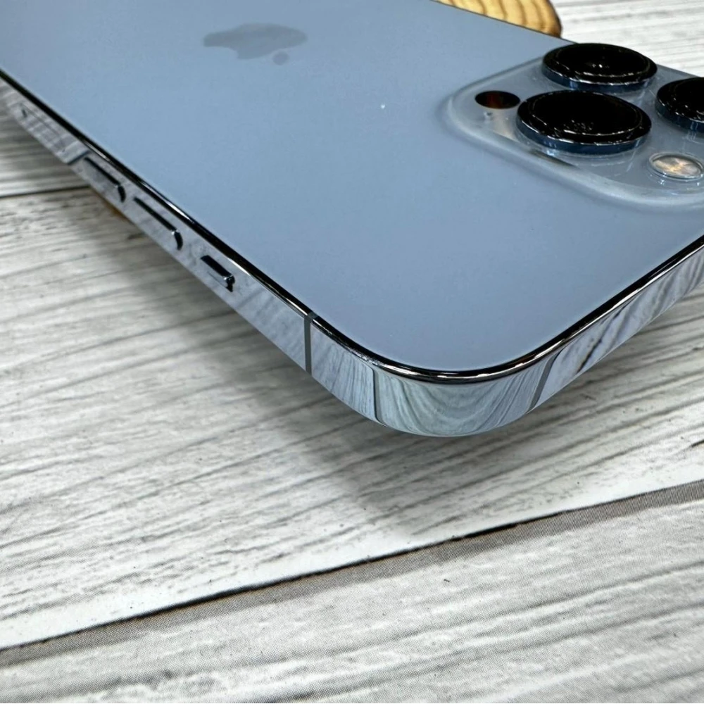 iPhone 13 PRO MAX 256g  藍 電池87% (換過螢幕) 無盒裝有配件
