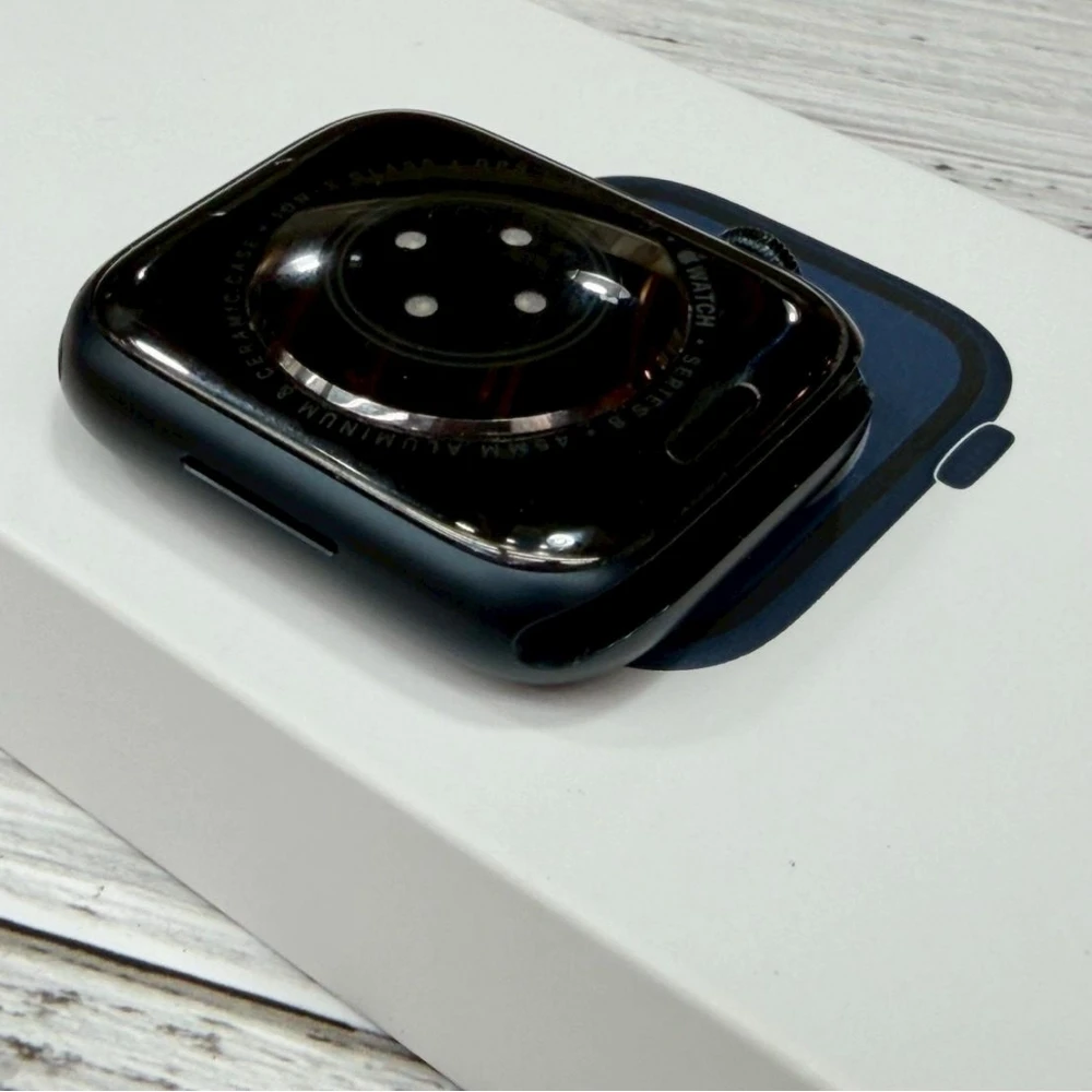 Apple Watch 8 45mm GPS版 午夜色 電池87% 附原廠錶帶+副廠充電線 有盒裝有