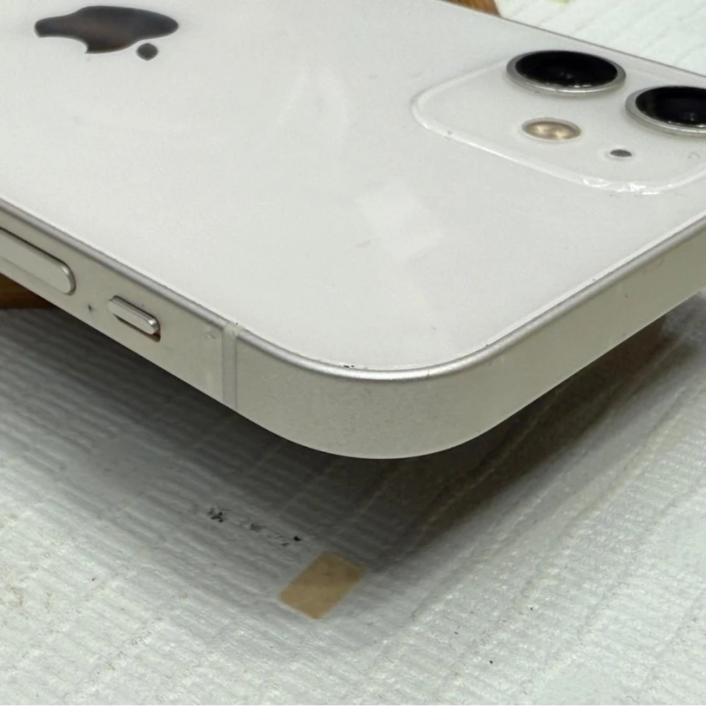 iPhone 12 64g 白 電池86% 無盒裝有配件
