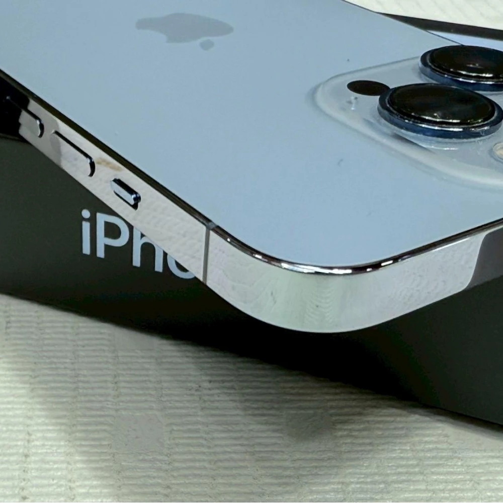 iPhone 13 pro 256g 藍 電池80% 有盒裝有配件