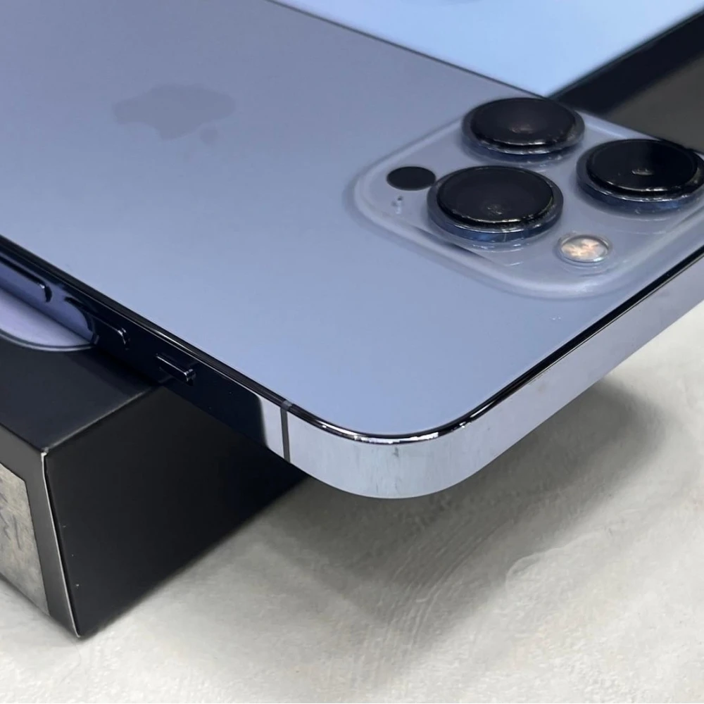 iPhone 13 pro 128g 藍 電池99% 有盒裝有配件