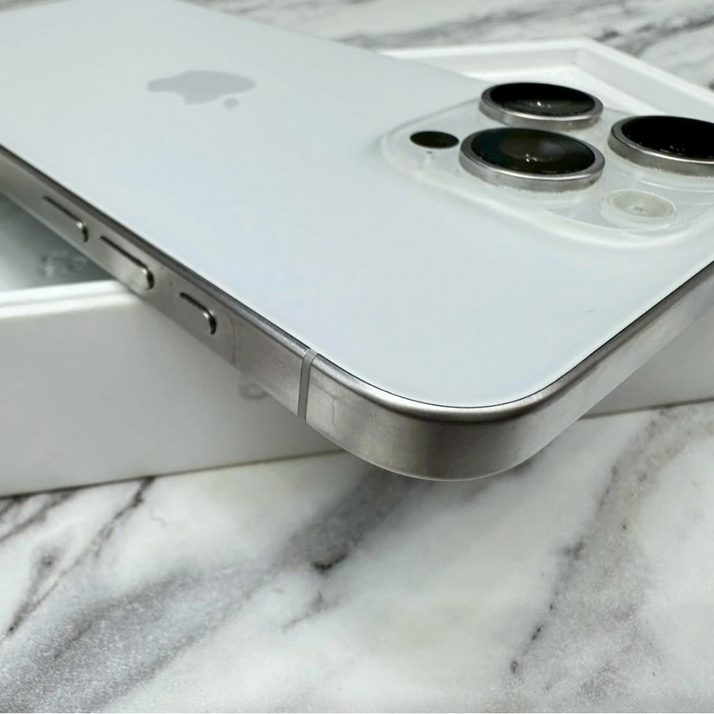 iPhone 15 Pro max 512g 白 電池83% (全機無傷）有盒裝有配件