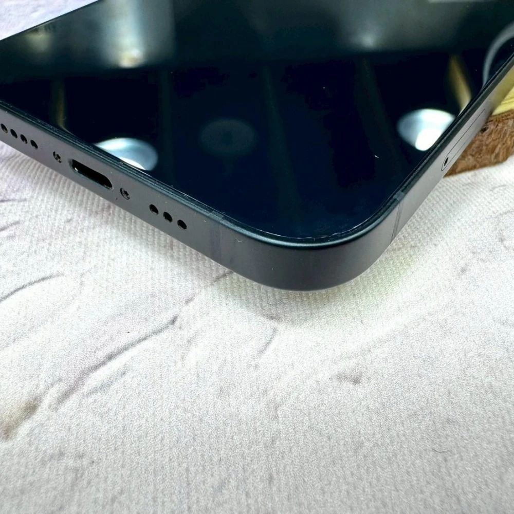 iPhone 13 256G 黑 電池86% 無盒裝有配件