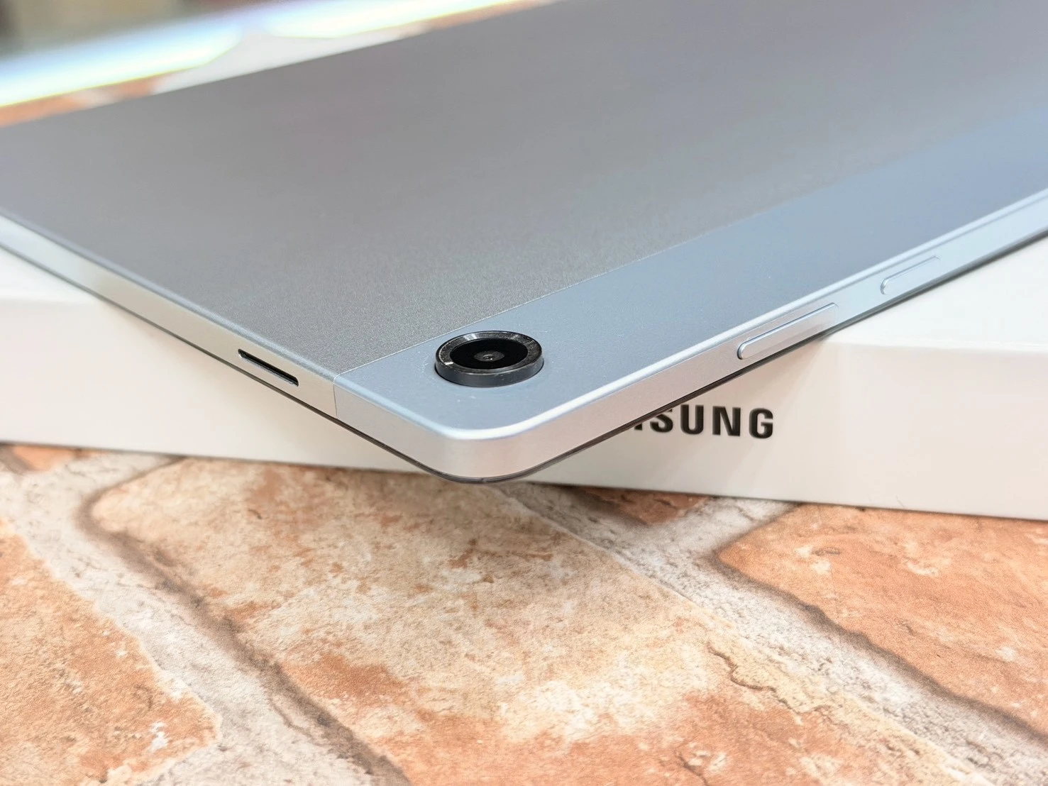 ?展示機 SAMSUNG Tab A11+ 11吋 (6+128G) 5G 銀 保固三個月 有盒裝有配件