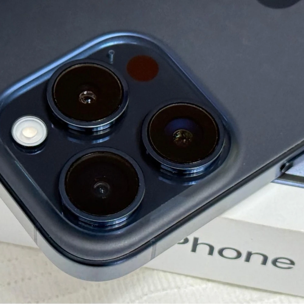 iPhone 15 pro 128g 藍  電池100% 循環63次 原廠福利品 有盒裝有配件