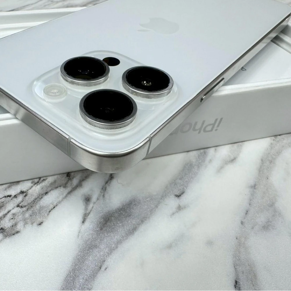 iPhone 15 Pro max 512g 白 電池83% (全機無傷）有盒裝有配件