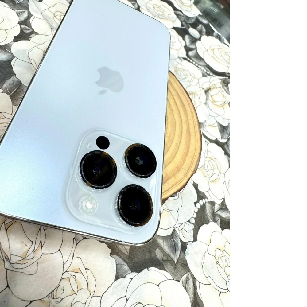 iPhone 14 pro 256G 白 電池87% (換過原廠電池和原廠螢幕） 無盒裝有配件