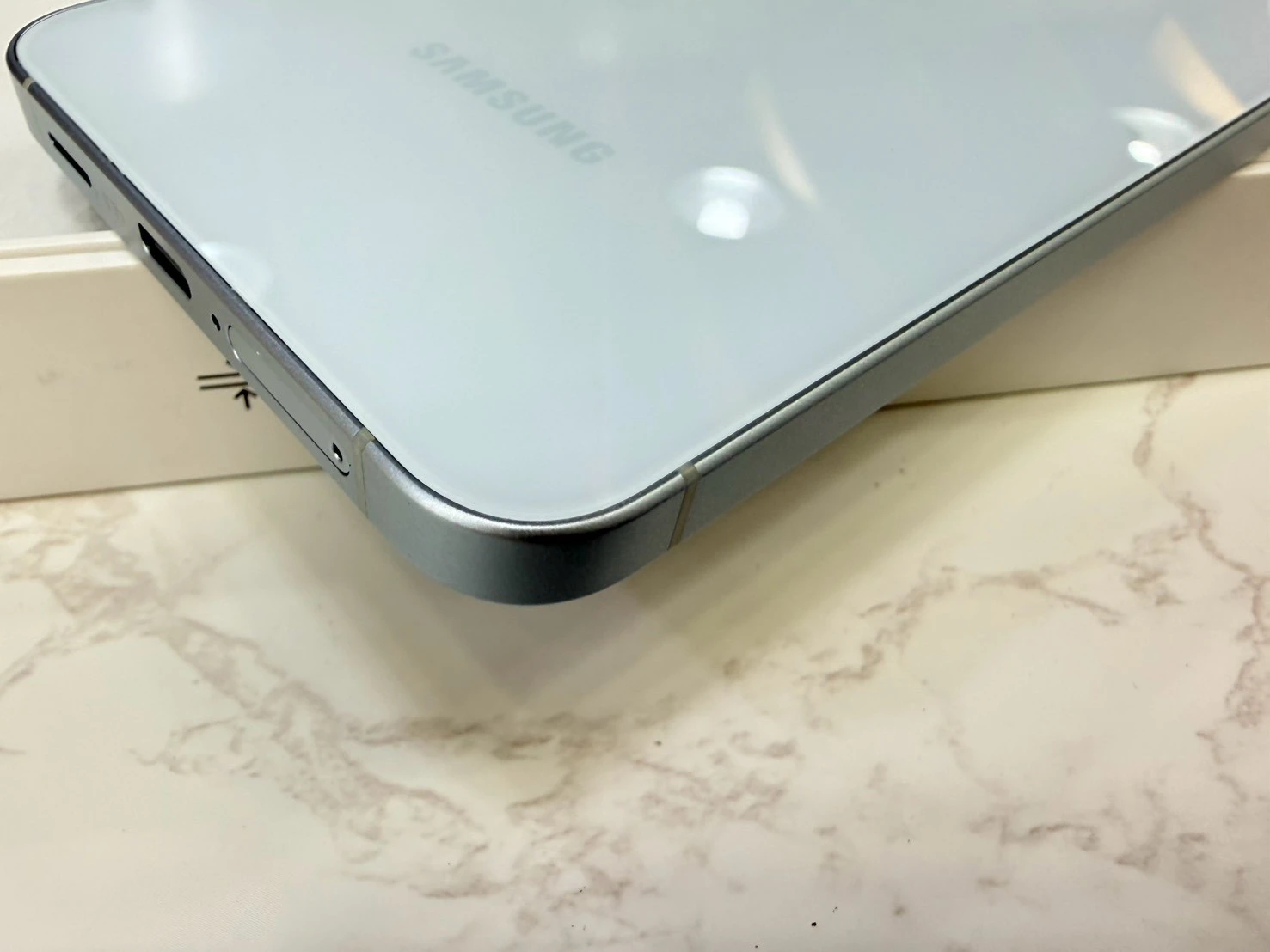 SAMSUNG Galaxy A57 (12+256G) 淺藍 展示機  有盒裝有配件 