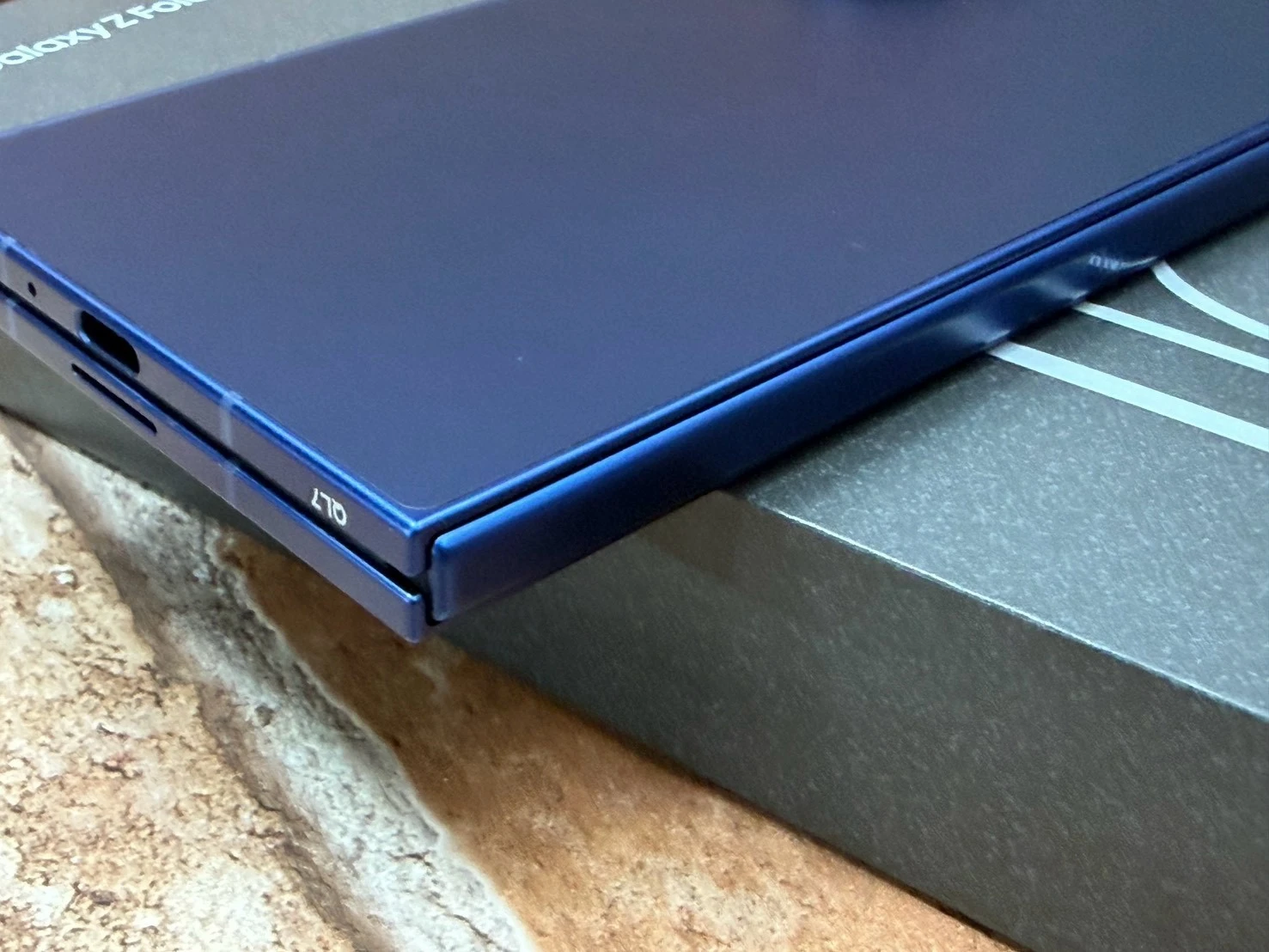 展示機 SAMSUNG Galaxy Z Fold7 藍  (12+256G) 保固2027/03/08 有盒裝有配件