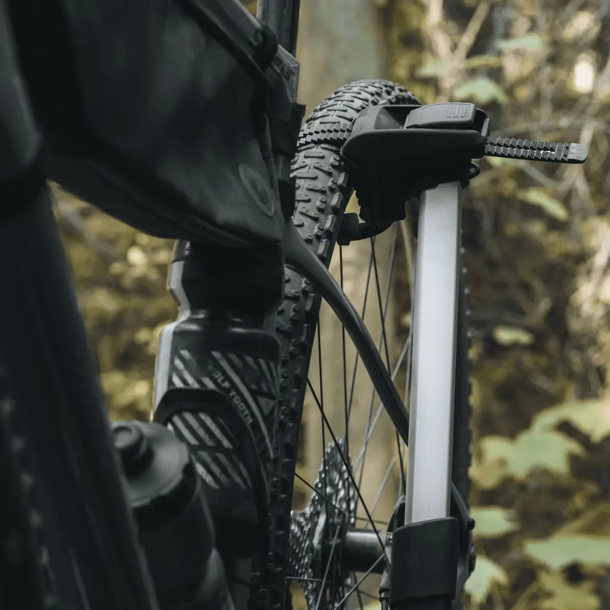 Thule Epos 3 件自行車平台拖桿架可折疊