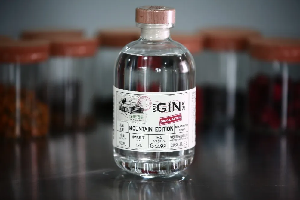 經點琴酒 DRY GIN