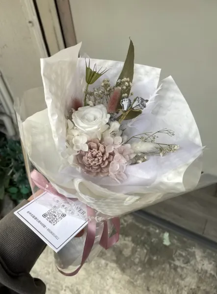 流光花嶼-永生花束