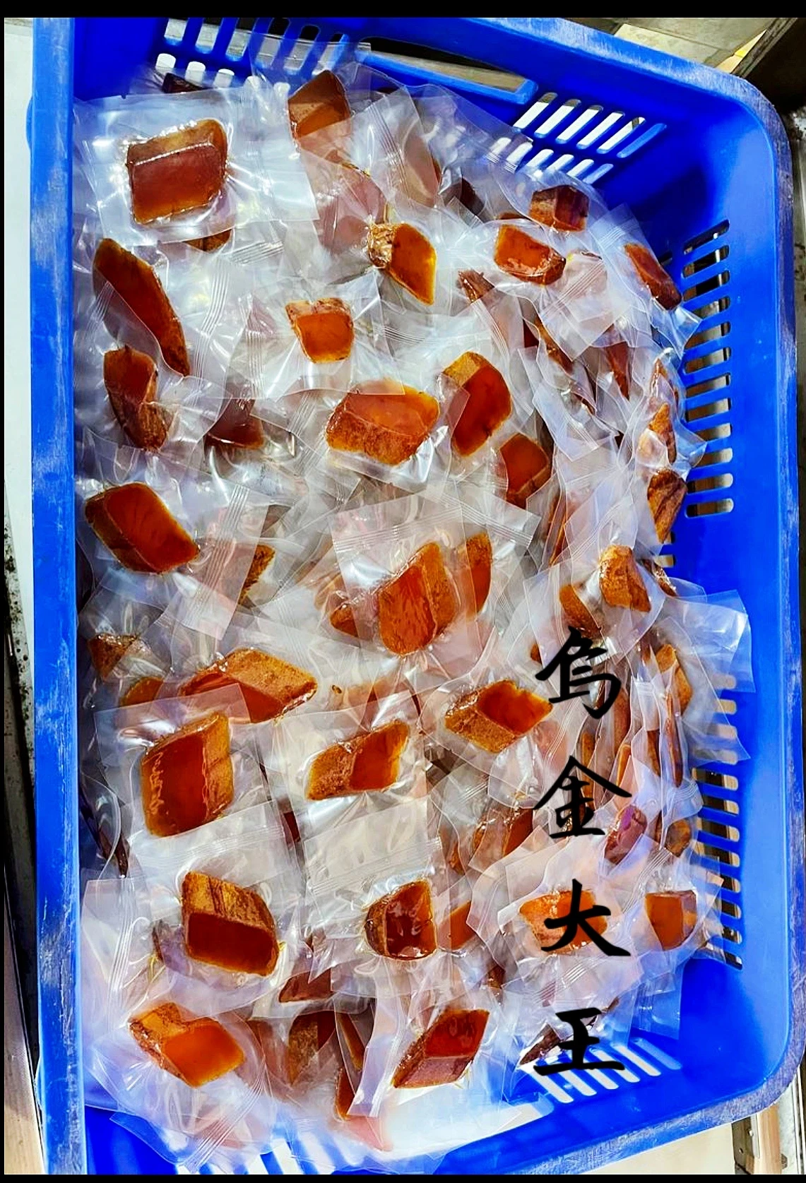 一口烏魚子中包（150克）