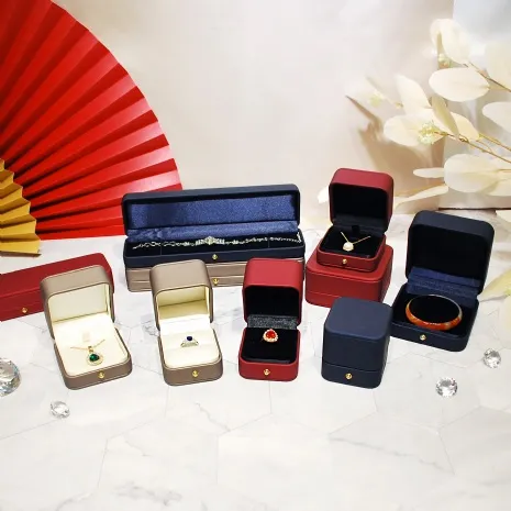 圓角裝飾項墜盒 金