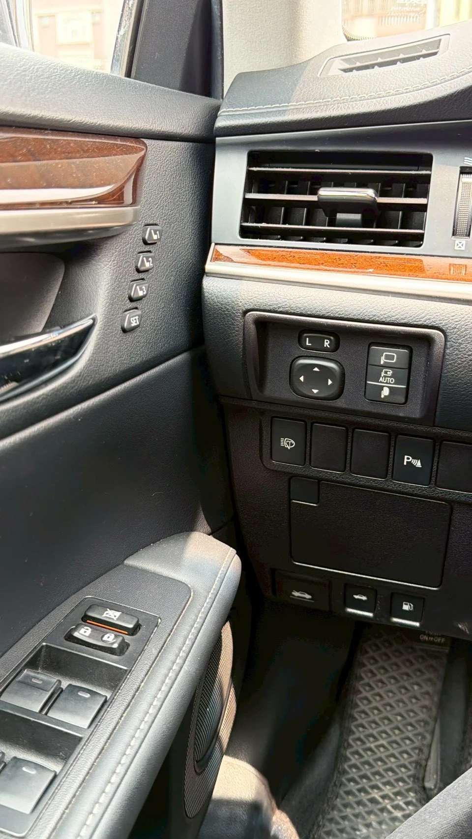 LEXUS ES250 頂級版