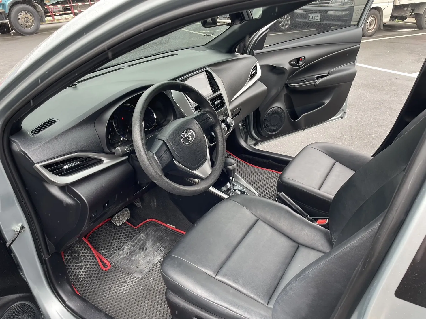 2019年 YARIS