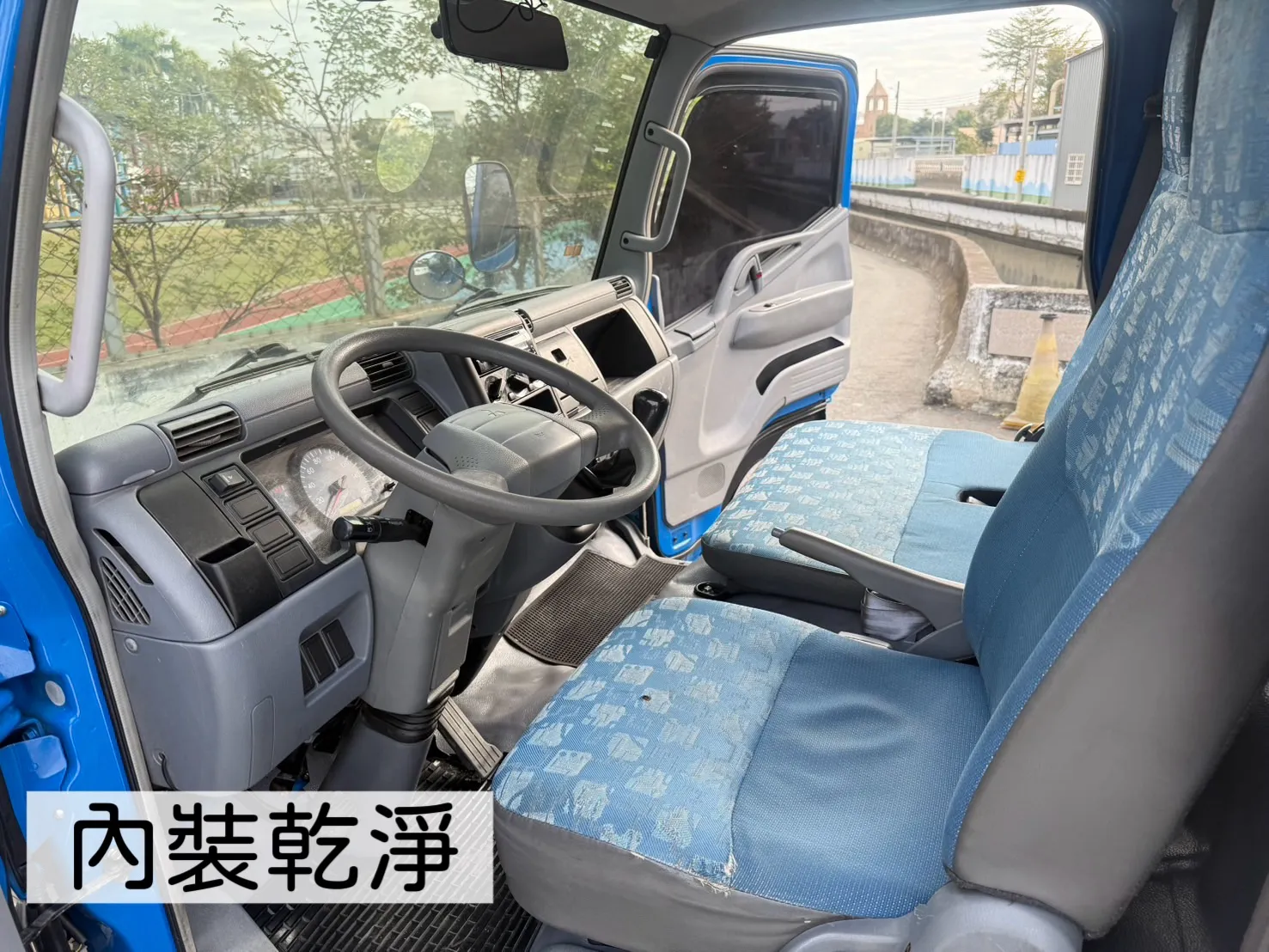 2011年 堅達貨車